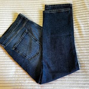 Men blue jeans Amazon 42 x 30”